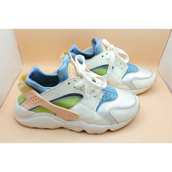 Women's Nike Air Huarache SE Pastel Colors & White Sun Club Sneakers Size 6.5 - Picture 1 of 15